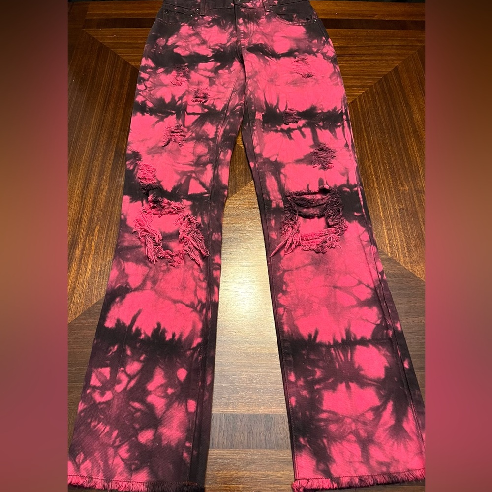 Alice + Olivia Black & Hot Pink Tie-Dye Distressed Designer Jeans. Size 24